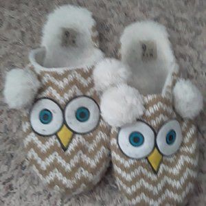 Mix No. 6 Owl Slippers Size 8